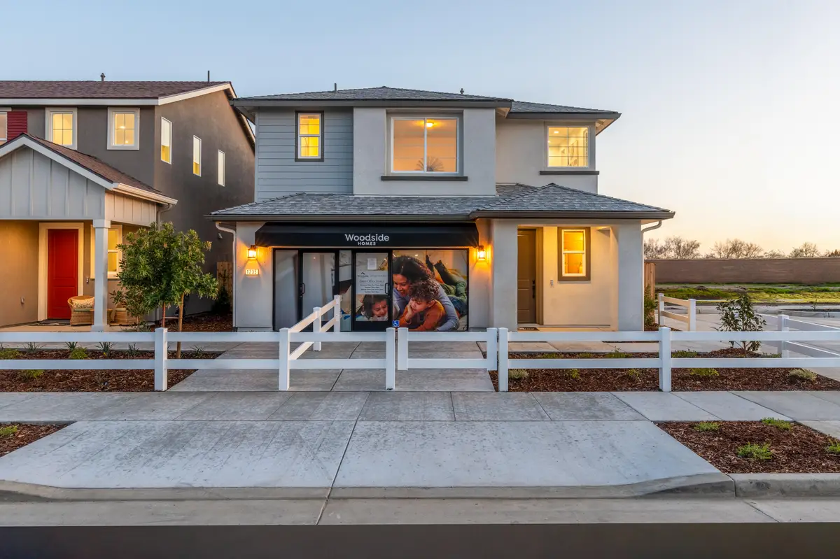 3028 N Hickory Avenue, Visalia, CA 93291 - #1