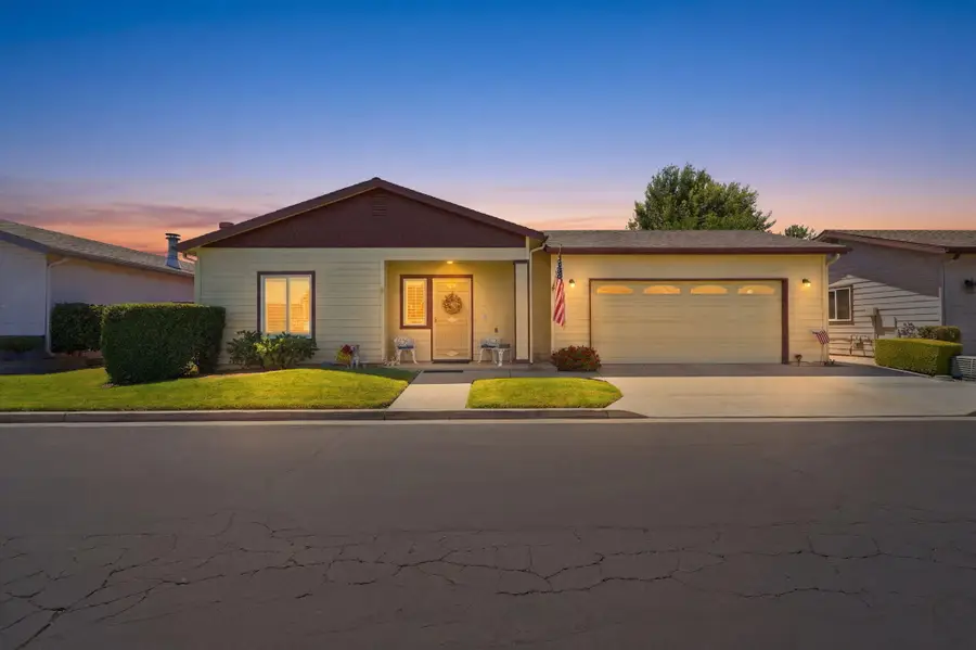 4627 S Linda Vista, Visalia, CA 93277 - #2