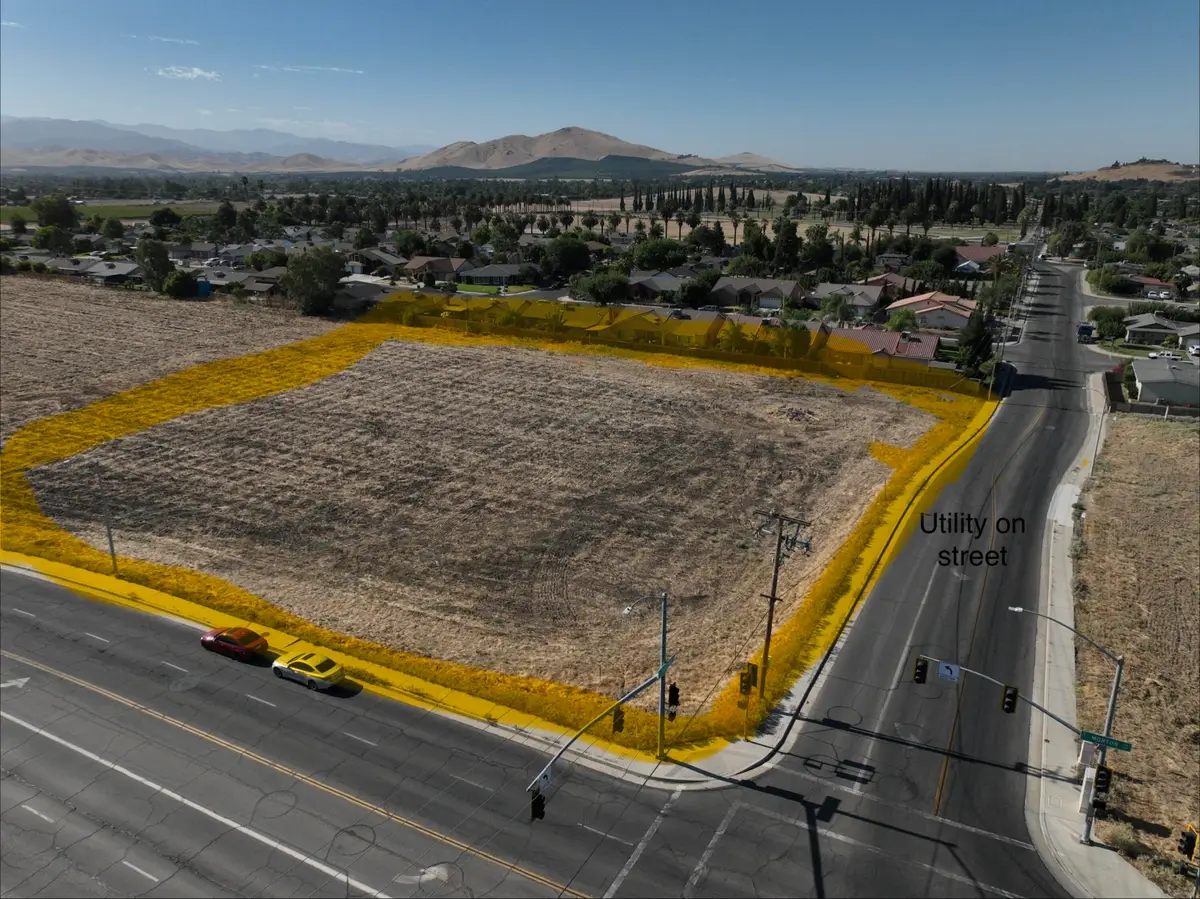 E E Morton Avenue Nw, Porterville, CA 93257 - #1