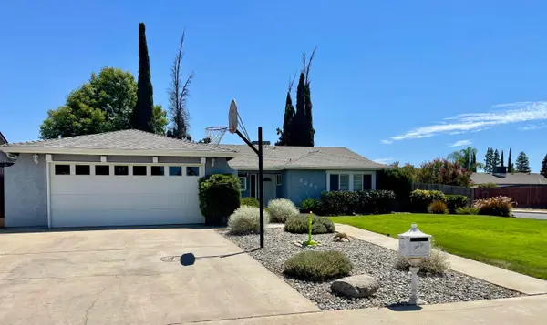 3237 W Country Court, Visalia, CA 93277