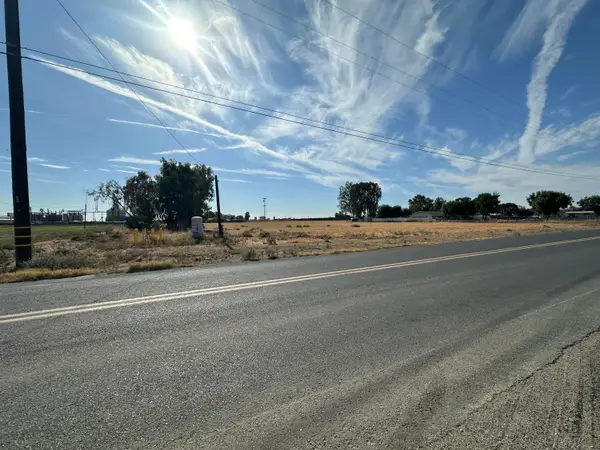 E Rd 124, Pixley, CA 93256