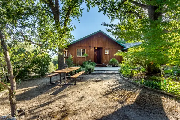 42854 Sierra Drive, Three Rivers, CA 93271