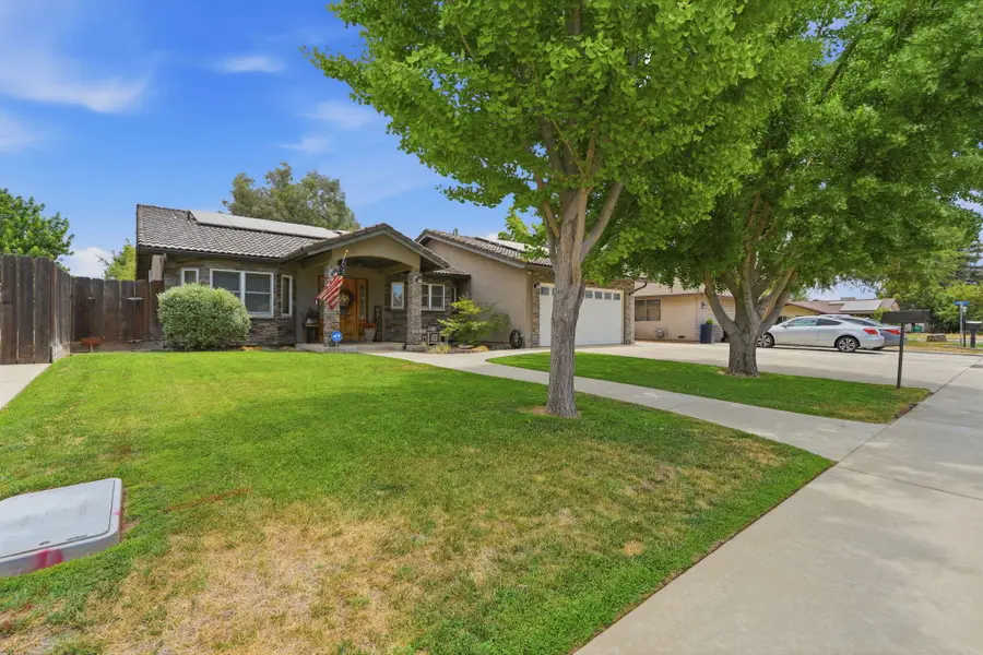 278 S Greenwood Street, Porterville, CA 93257 - #3
