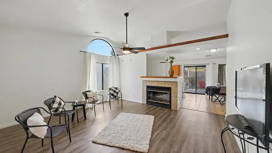 1715 E Vine Court, Visalia, CA 93292 - #3