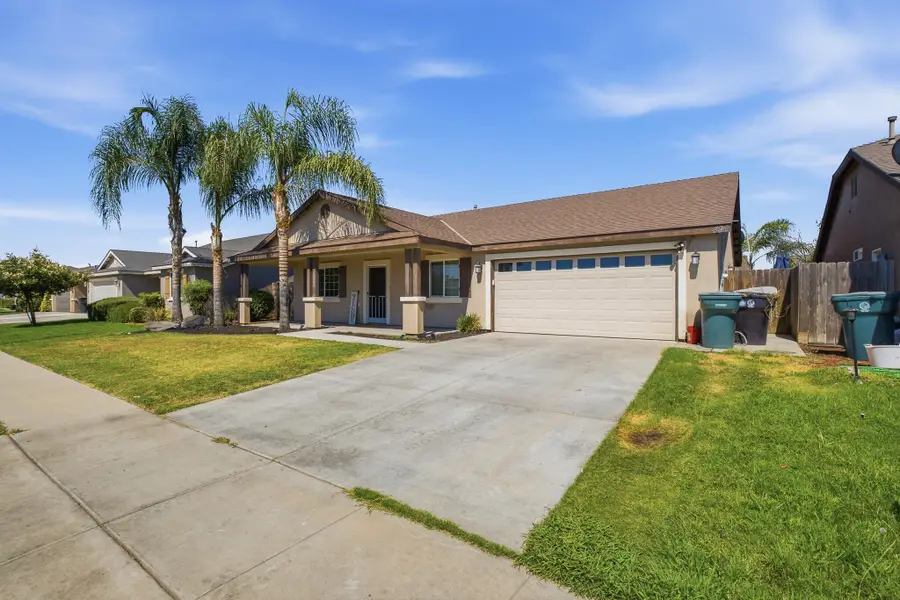 496 N Maricopa Street, Tulare, CA 93274 - #3