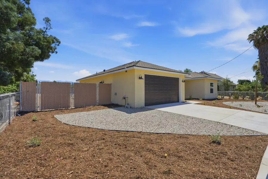 156 S Leggett Street, Porterville, CA 93257 - #2