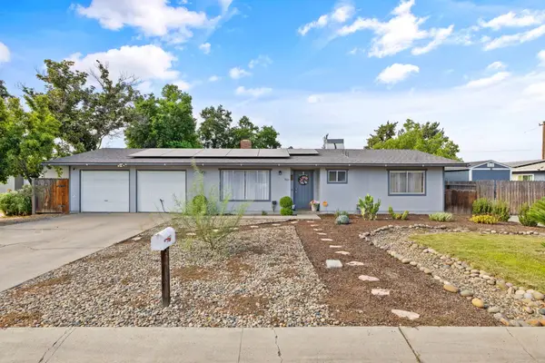 922 W Feemster Avenue, Visalia, CA 93277