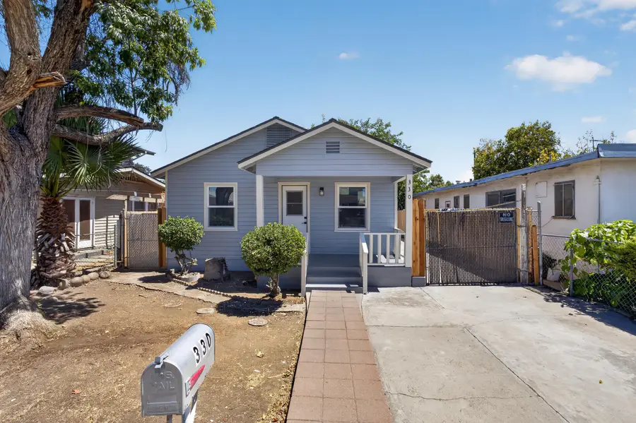 330 N L, Dinuba, CA 93618 - #2
