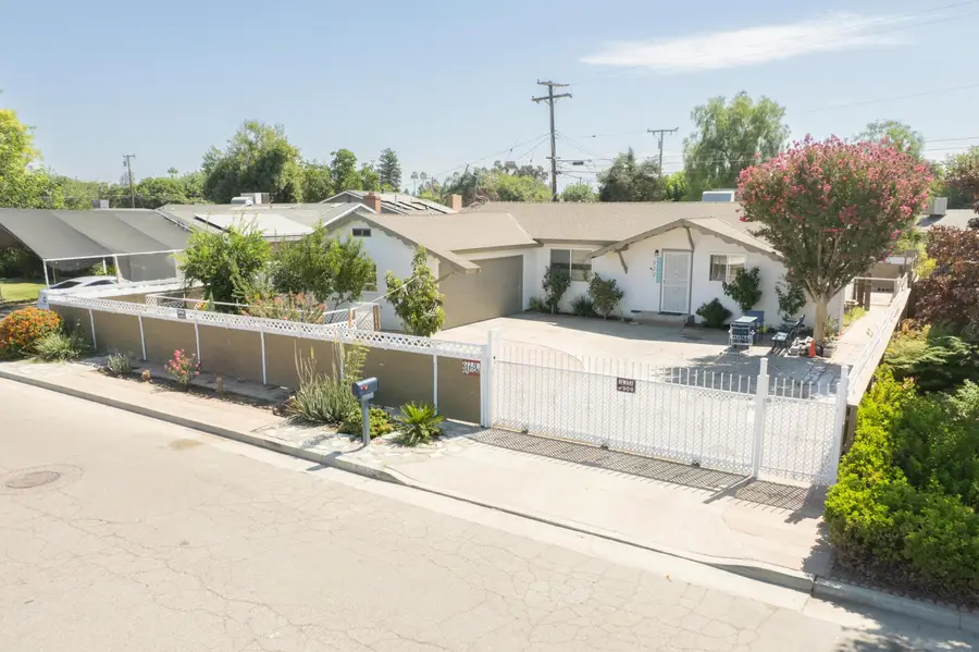 322 N Dayton Street, Tulare, CA 93274 - #3
