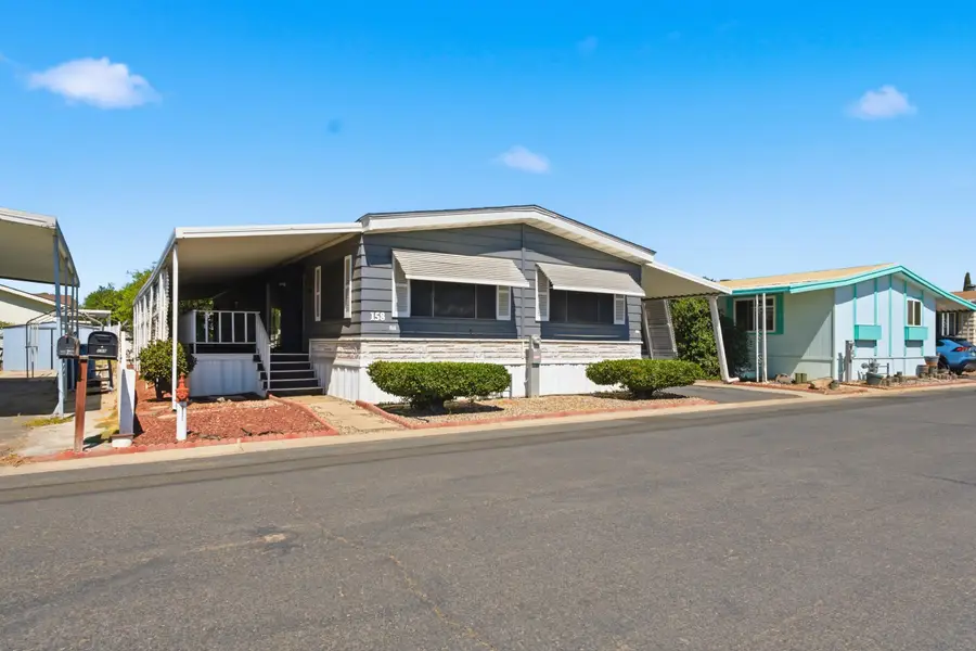 860 E Grangeville Boulevard #158, Hanford, CA 93230 - #2