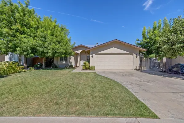 1603 Rosewood Lane, Hanford, CA 93230