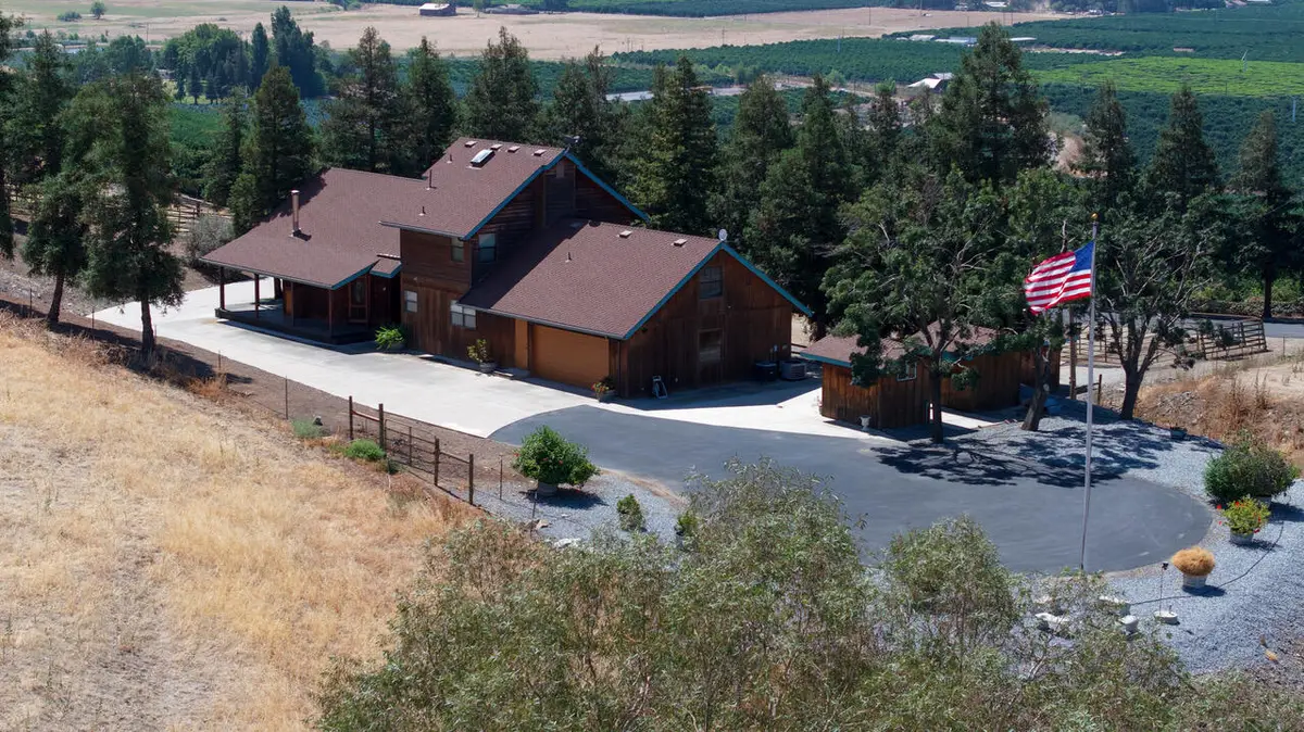 23210 Round Valley Drive, Lindsay, CA 93247 - #1