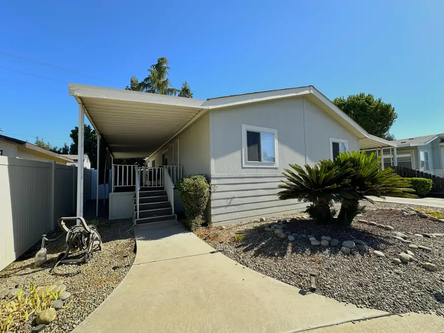 100 S Westwood Street #8, Porterville, CA 93257 - #2