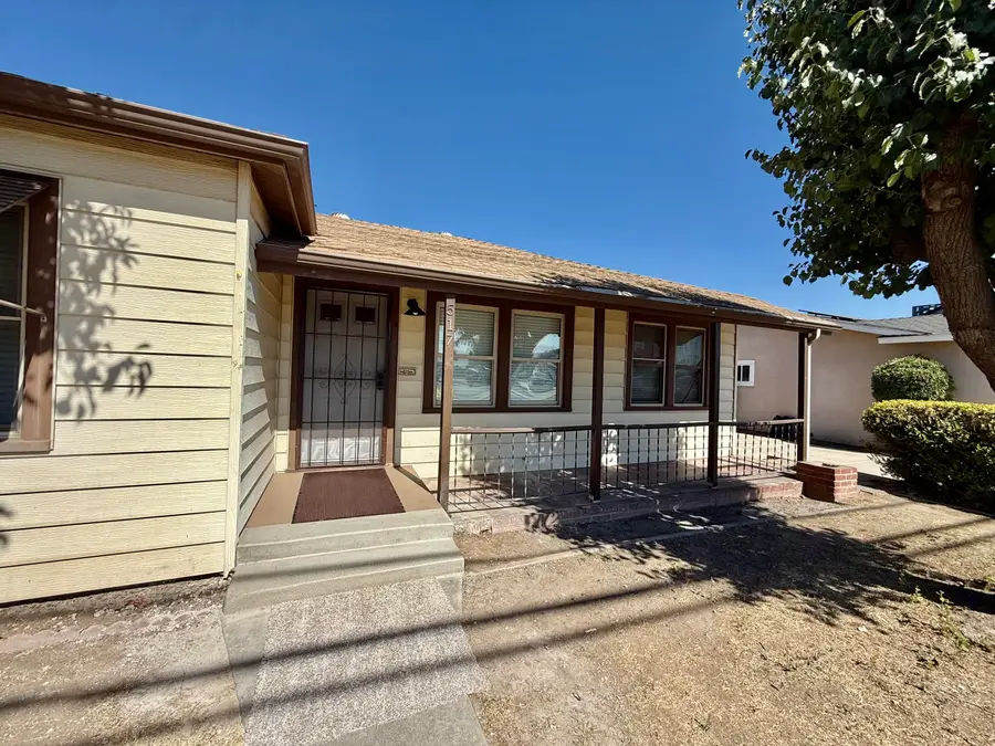 517 S Kaweah Avenue, Exeter, CA 93221 - #2