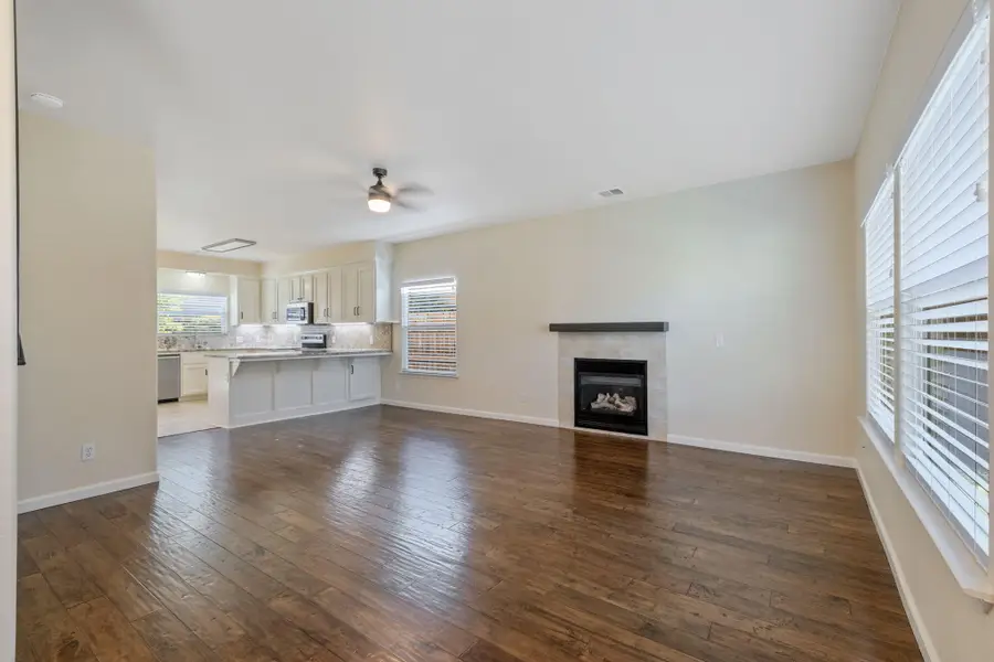 1155 Meadow Avenue, Exeter, CA 93221 - #2