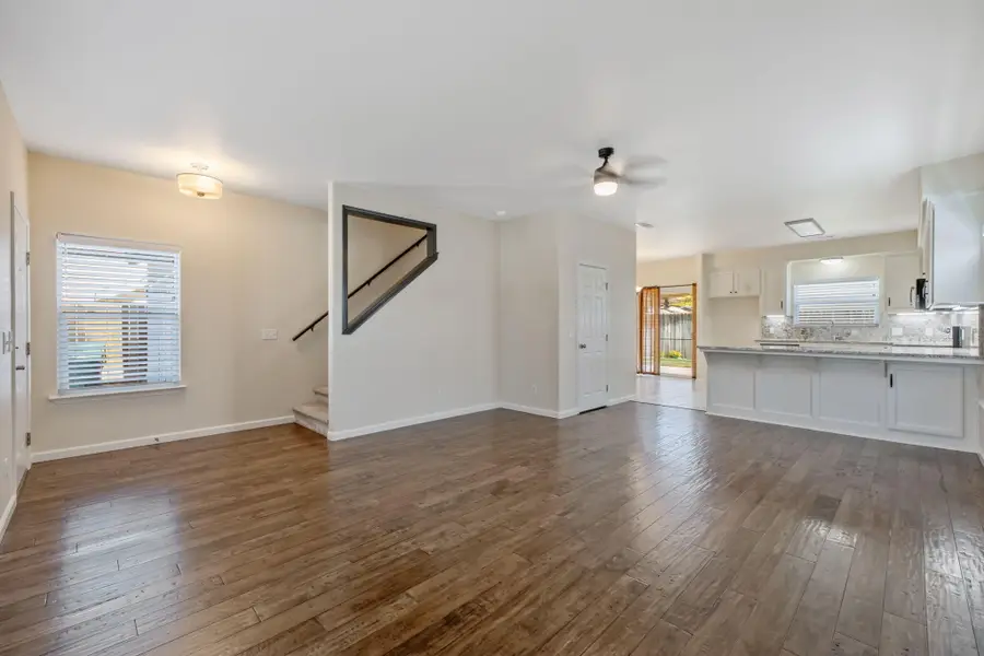 1155 Meadow Avenue, Exeter, CA 93221 - #3