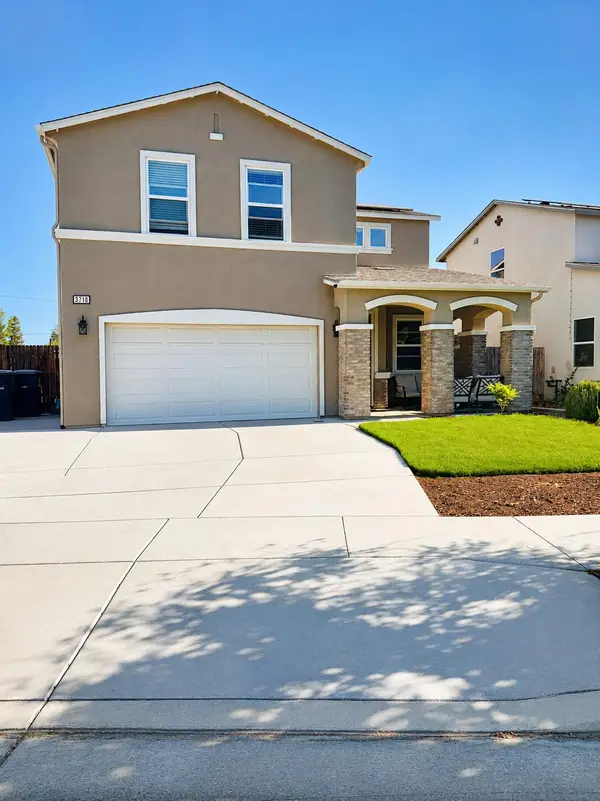 3710 E Kaweah Avenue, Visalia, CA 93292