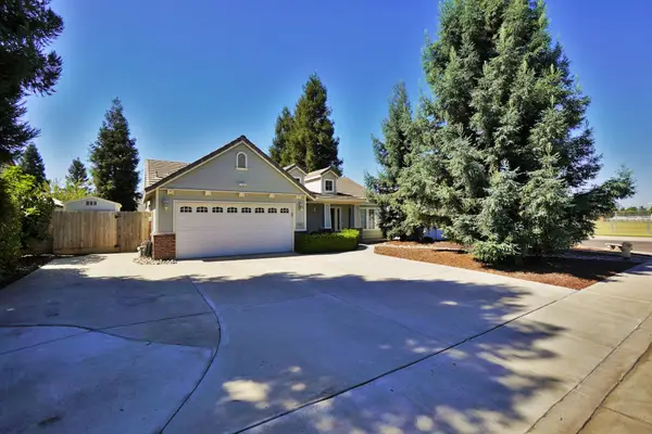 4833 W Ashland Avenue, Visalia, CA 93277