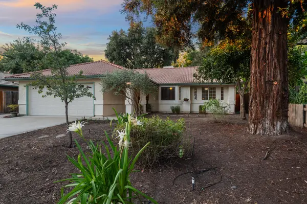 2344 E Four Creeks Court, Visalia, CA 93292