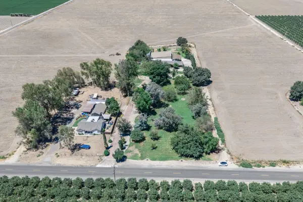 9356 22nd Avenue, Lemoore, CA 93245