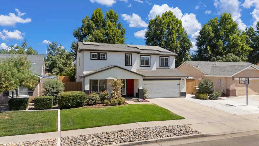2874 W Porter Avenue, Visalia, CA 93291 - #3