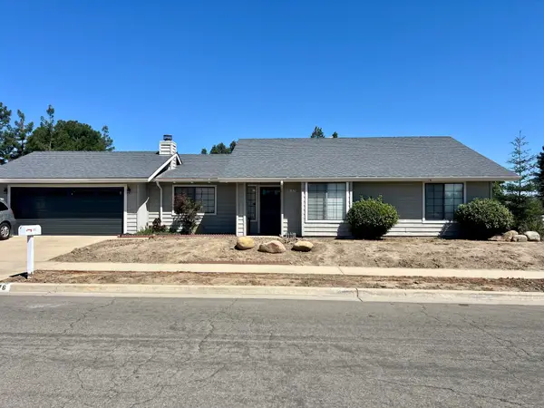 1876 Plymouth Avenue, Tulare, CA 93274
