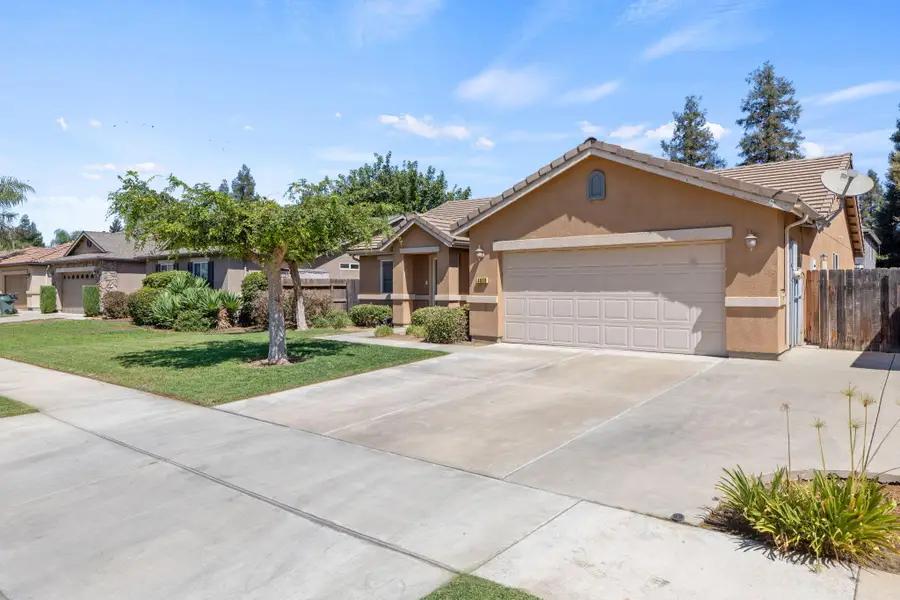 4650 W Rialto Avenue, Visalia, CA 93277 - #3