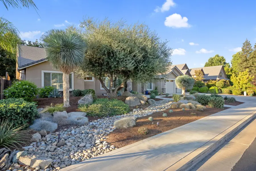 4738 W Crystal Court, Visalia, CA 93291 - #3