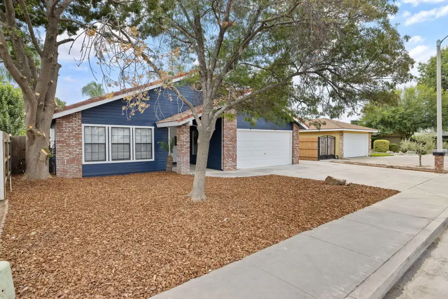 1170 N Maston Street, Porterville, CA 93257 - #2