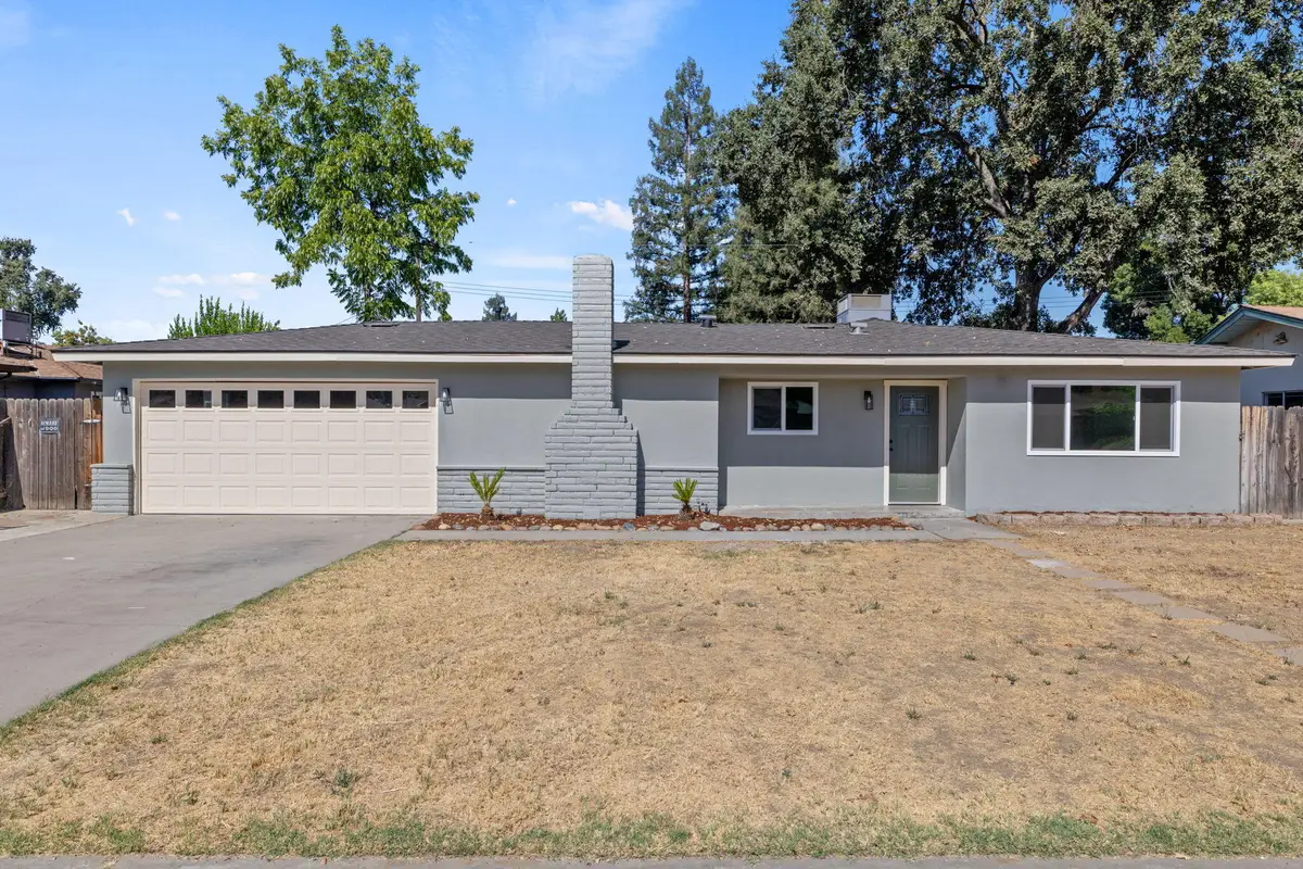 1733 S Johnson Street, Visalia, CA 93277 - #1