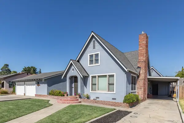 476 N Nichols Avenue, Dinuba, CA 93618