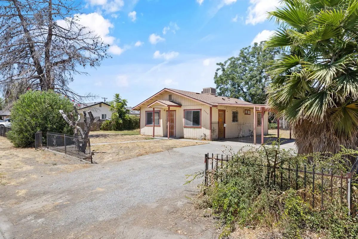 2300 Garvey Avenue, Corcoran, CA 93212 - #1