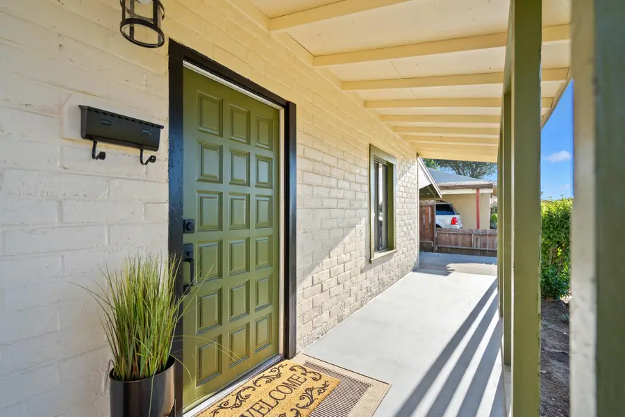 807 Sherman Avenue, Corcoran, CA 93212 - #2