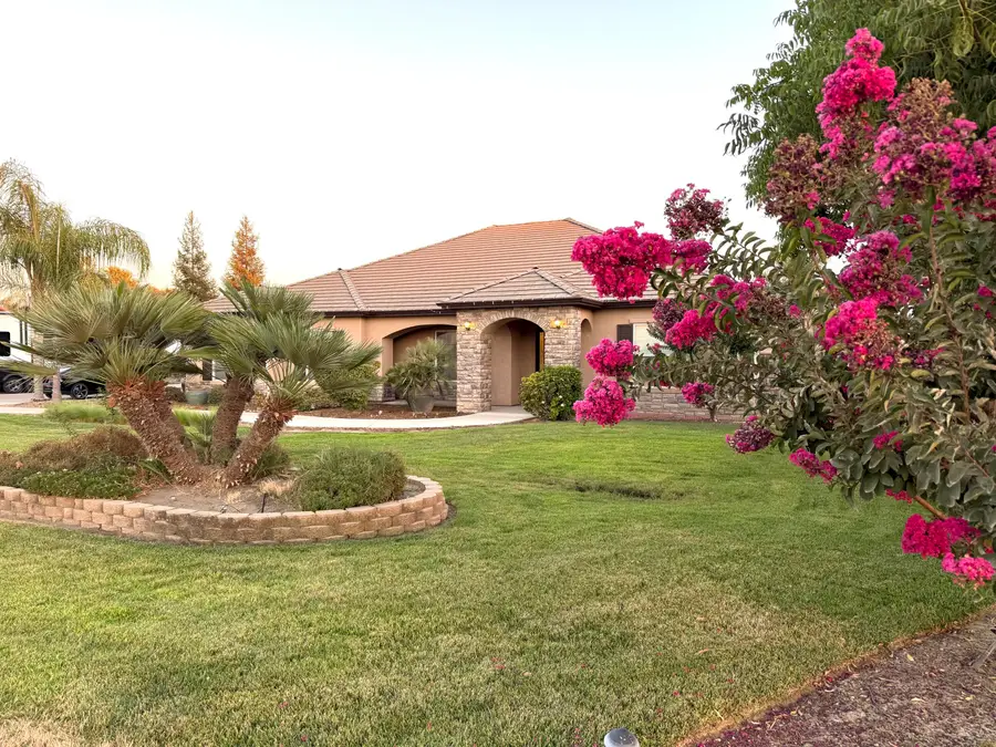 12165 Avenue 322 Street, Visalia, CA 93291 - #2