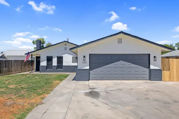 1592 E Sonora Avenue, Tulare, CA 93274