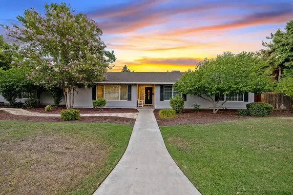 3106 W Hyde Avenue, Visalia, CA 93291