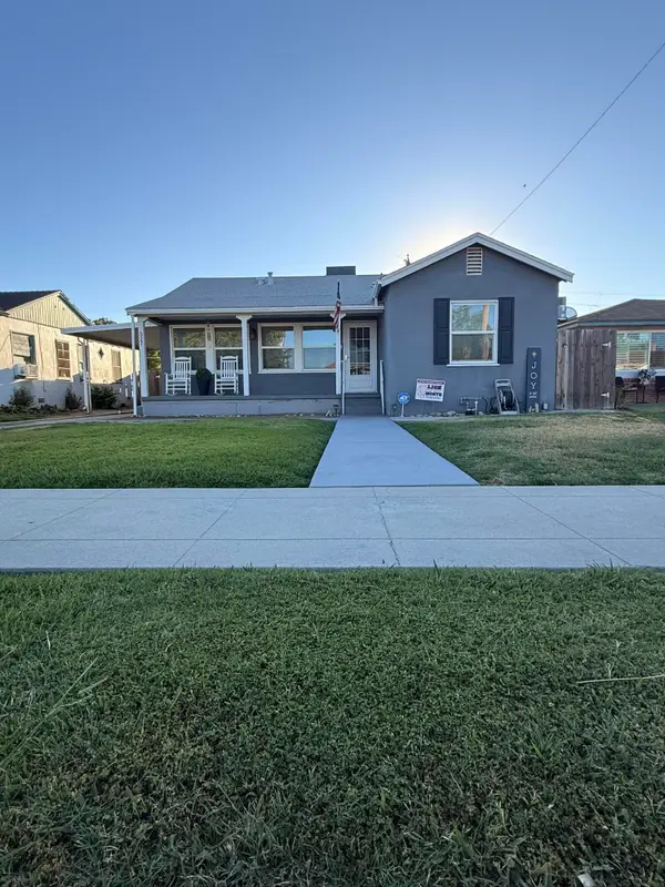 527 Auburn Street, Tulare, CA 93274
