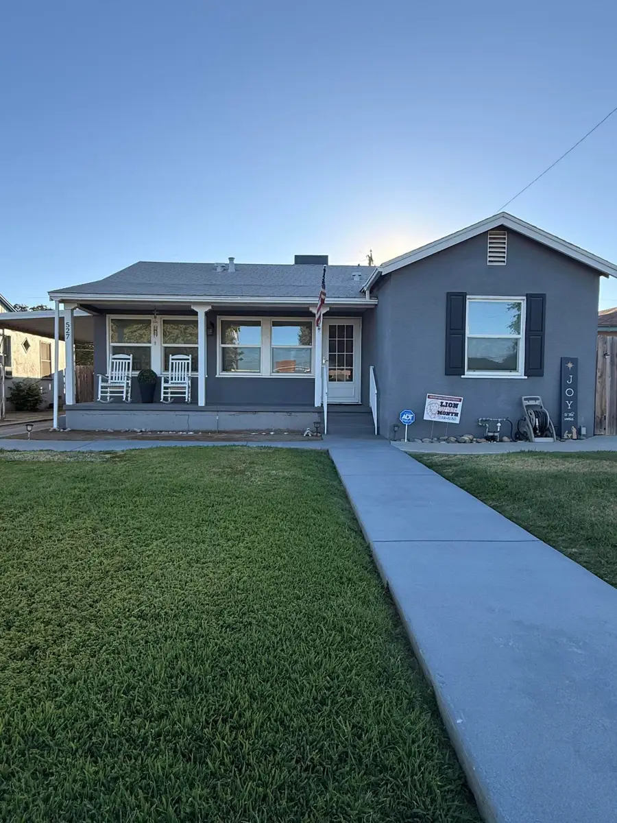 527 Auburn Street, Tulare, CA 93274 - #2