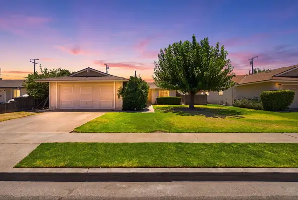 1565 Lark Street, Hanford, CA 93230