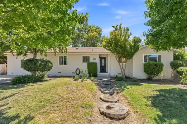 1338 N Mooney Boulevard, Visalia, CA 93291
