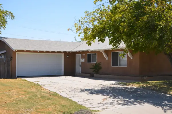 19663 Royal Lane, Lemoore, CA 93245