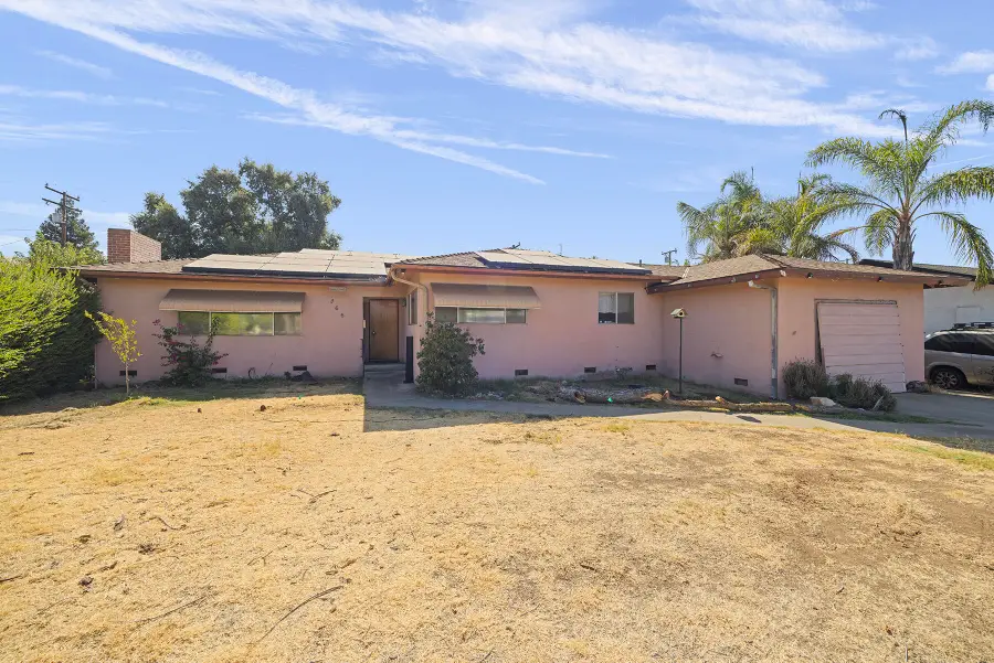 366 N Acacia Street, Woodlake, CA 93286 - #2