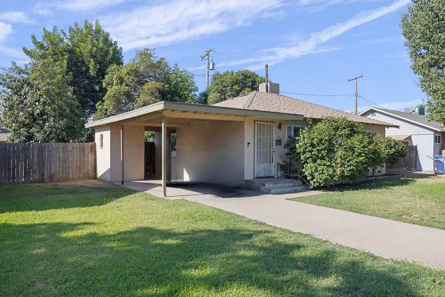 1045 E La Mesa Drive, Tulare, CA 93274 - #2