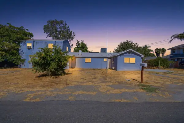 749 S 11th 1/2 Avenue, Hanford, CA 93230
