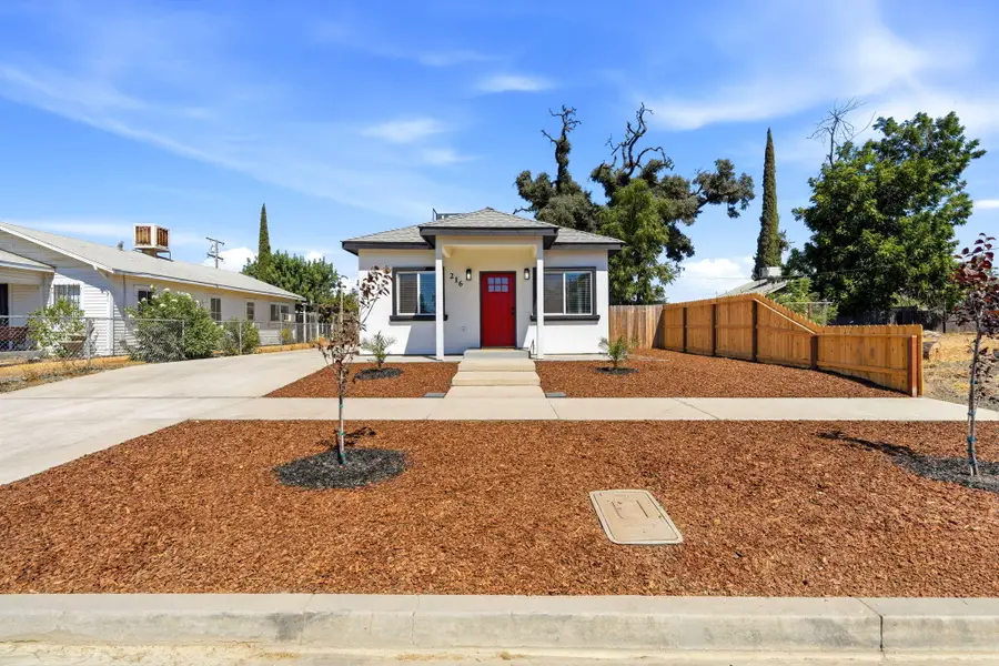216 N Los Angeles Street, Tulare, CA 93274 - #2
