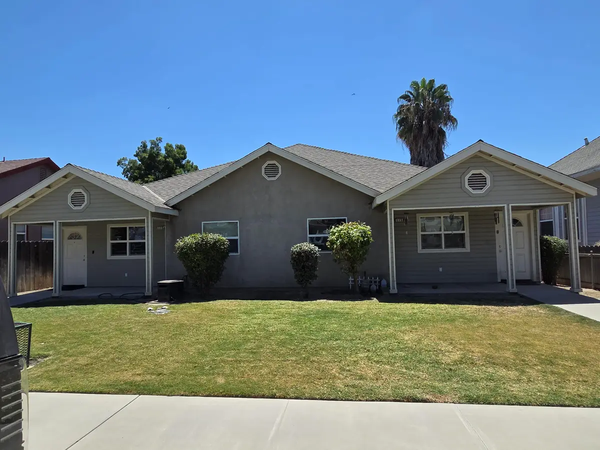 115 W Elm Street, Hanford, CA 93230 - #1