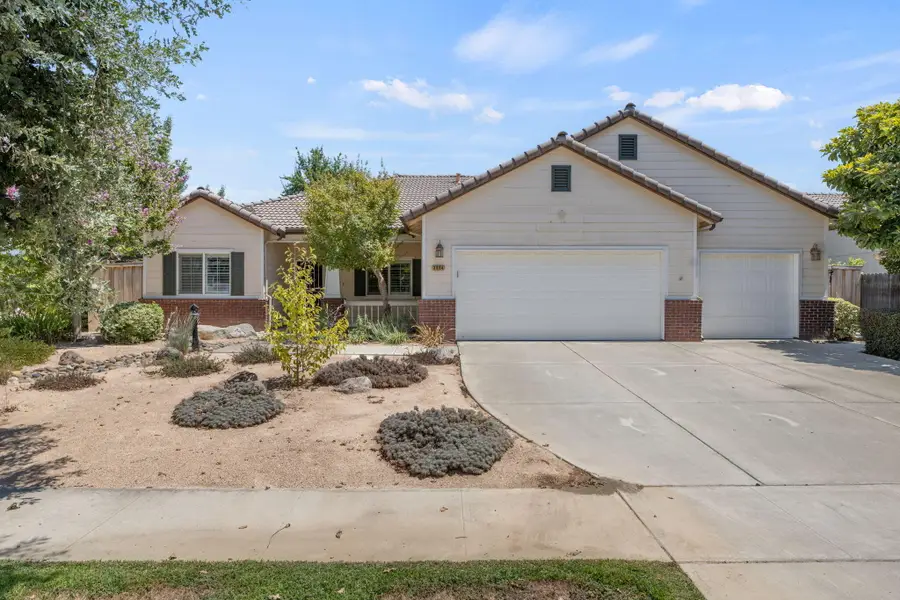3634 N Jackie Street, Visalia, CA 93291 - #3