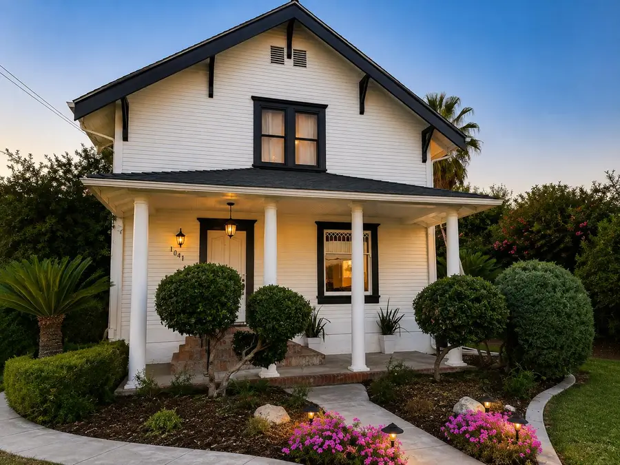 1041 S Kaweah Avenue, Exeter, CA 93221 - #2