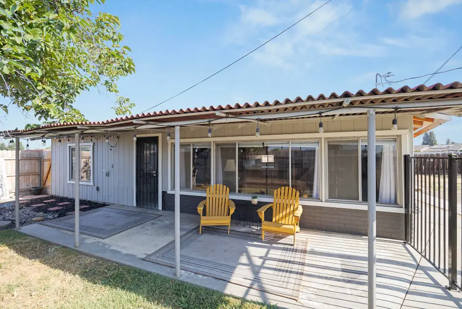 1240 E K Avenue, Visalia, CA 93292 - #2