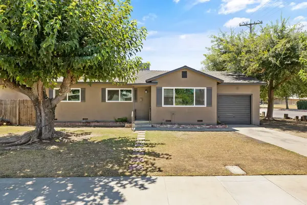 2041 W Cecil Court, Visalia, CA 93291